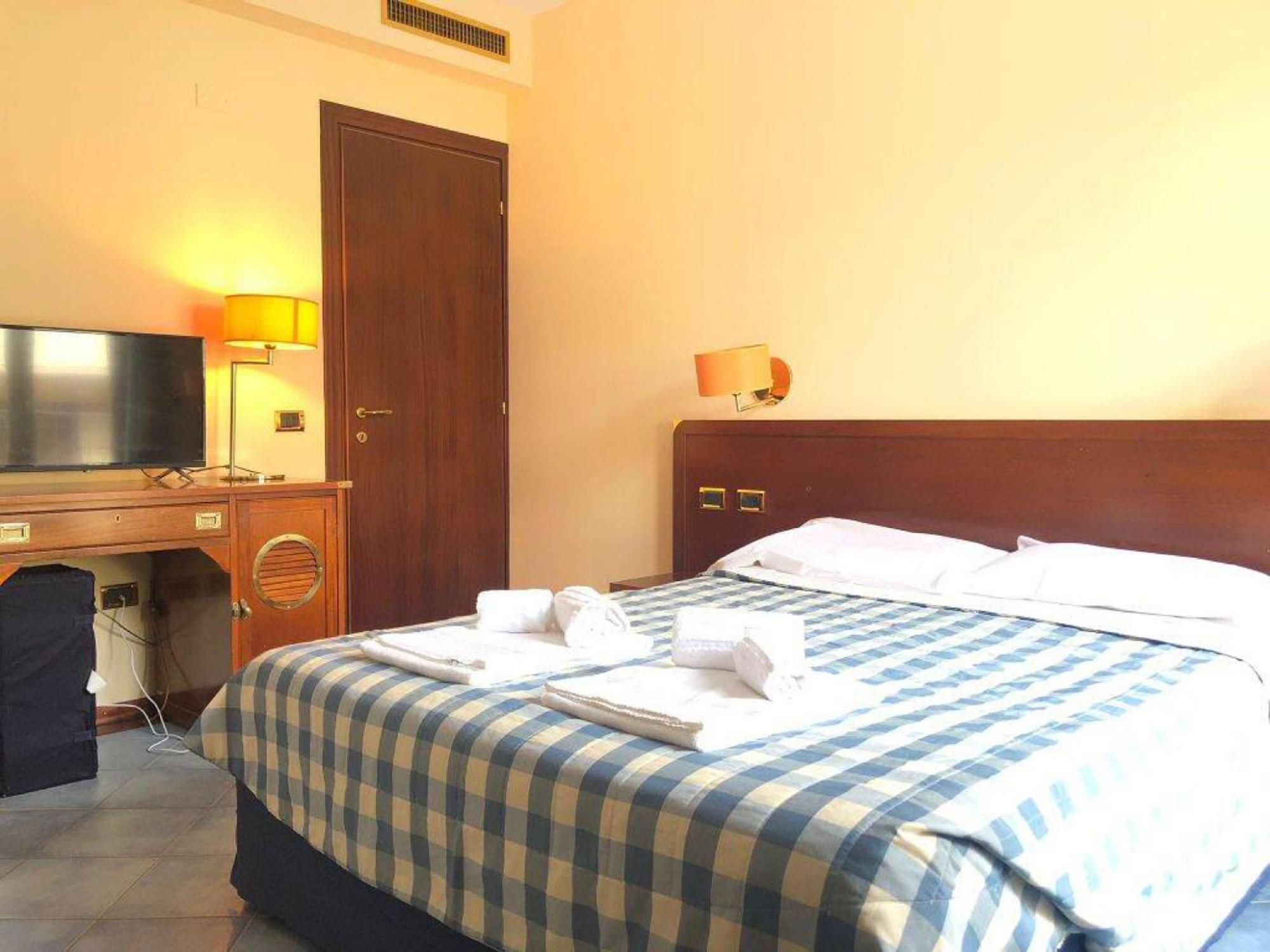 Hotel Zi Maria Marina di Cecina Exterior foto