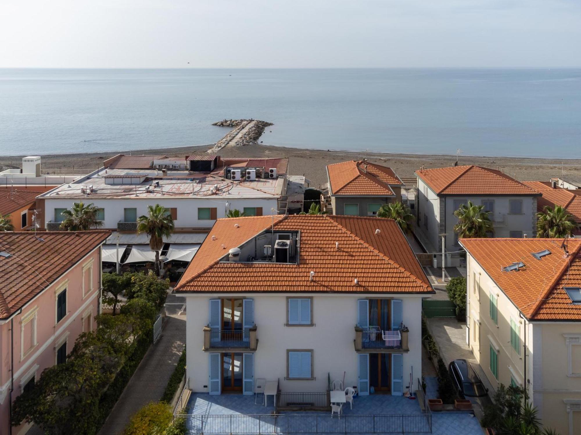 Hotel Zi Maria Marina di Cecina Exterior foto